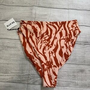 Skatie NWT Zebra Palm Print Swim Bottoms